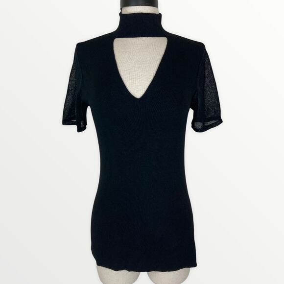 Tahari cut-out choker sweater top, NEW ladies small black short sleeve V-neck - Picture 3 of 8